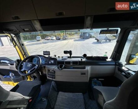 Желтый МАН ТГКС, объемом двигателя 12.42 л и пробегом 683 тыс. км за 21000 $, фото 10 на Automoto.ua