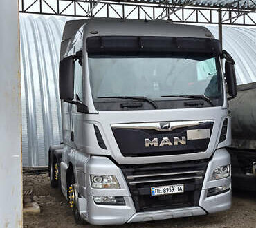 Серый МАН ТГКС, объемом двигателя 12.4 л и пробегом 445 тыс. км за 33800 $, фото 1 на Automoto.ua