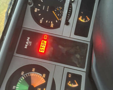 Зелений МАН LE 12.180, об'ємом двигуна 4.6 л та пробігом 470 тис. км за 6999 $, фото 16 на Automoto.ua