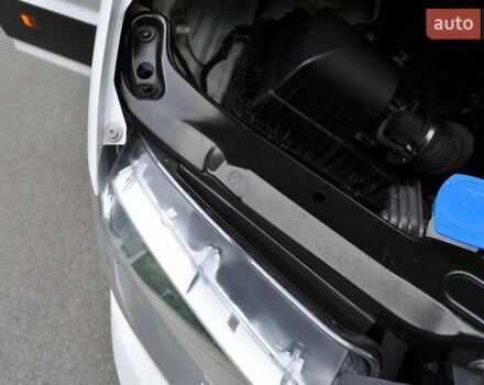 МАН TGE 2022 в Киеве на Automoto.ua Белый МАН TGE, объемом двигателя 2 л и пробегом 239 тыс. км за 27500 $, фото 105 на Automoto.ua