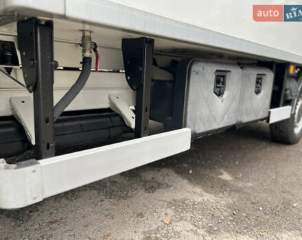 Белый МАН TGE, объемом двигателя 2 л и пробегом 177 тыс. км за 27550 $, фото 3 на Automoto.ua