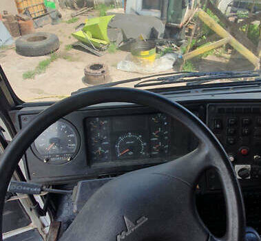 Белый МАЗ 437041, объемом двигателя 4.75 л и пробегом 247 тыс. км за 9000 $, фото 7 на Automoto.ua