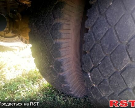 Синий МАЗ 500, объемом двигателя 11.2 л и пробегом 100 тыс. км за 3000 $, фото 2 на Automoto.ua