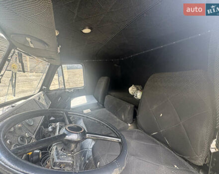 Синий МАЗ 504, объемом двигателя 11.15 л и пробегом 1 тыс. км за 4900 $, фото 15 на Automoto.ua