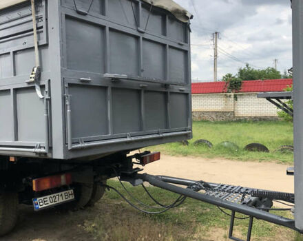 Белый МАЗ 5336, объемом двигателя 14.86 л и пробегом 187 тыс. км за 9000 $, фото 6 на Automoto.ua