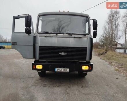 Серый МАЗ 5336, объемом двигателя 15 л и пробегом 145 тыс. км за 8900 $, фото 1 на Automoto.ua