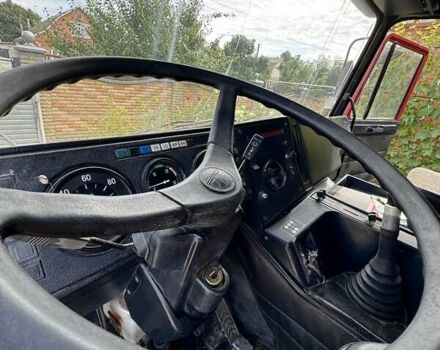 Красный МАЗ 53363, объемом двигателя 0 л и пробегом 223 тыс. км за 5000 $, фото 6 на Automoto.ua