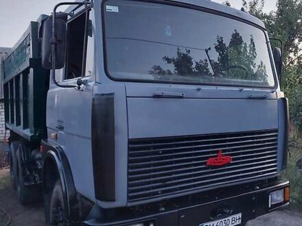МАЗ 5516 2001 у Кременчуге на Automoto.ua Сірий МАЗ 5516, об'ємом двигуна 14.86 л та пробігом 200 тис. км за 12500 $, фото 1 на Automoto.ua