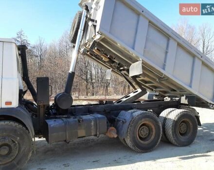 Белый МАЗ 551605, объемом двигателя 14.86 л и пробегом 190 тыс. км за 11600 $, фото 10 на Automoto.ua
