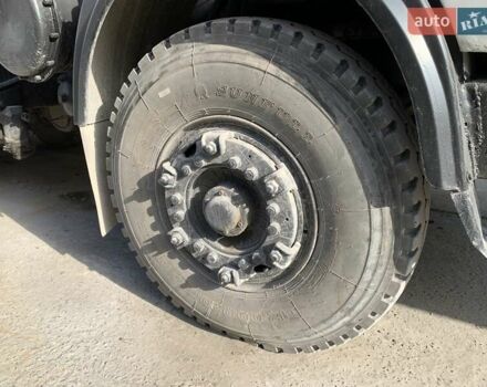 Белый МАЗ 551605, объемом двигателя 14.86 л и пробегом 239 тыс. км за 17000 $, фото 9 на Automoto.ua