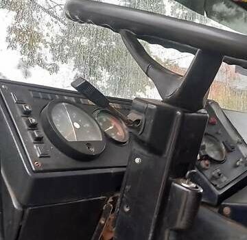 Белый МАЗ 551605, объемом двигателя 14.86 л и пробегом 120 тыс. км за 10500 $, фото 4 на Automoto.ua