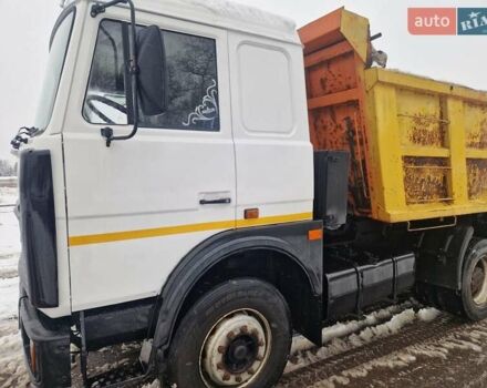 Белый МАЗ 551605, объемом двигателя 14.86 л и пробегом 250 тыс. км за 17500 $, фото 2 на Automoto.ua
