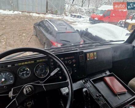 Белый МАЗ 551605, объемом двигателя 14.86 л и пробегом 250 тыс. км за 17500 $, фото 15 на Automoto.ua