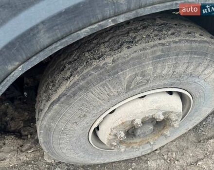 Белый МАЗ 551605, объемом двигателя 14.86 л и пробегом 200 тыс. км за 13500 $, фото 2 на Automoto.ua