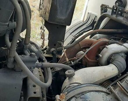 Белый МАЗ 551605, объемом двигателя 14.8 л и пробегом 187 тыс. км за 10000 $, фото 8 на Automoto.ua