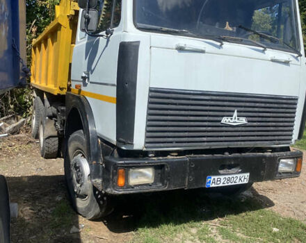 Белый МАЗ 551605, объемом двигателя 14.8 л и пробегом 2 тыс. км за 16000 $, фото 2 на Automoto.ua