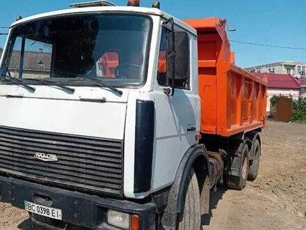 МАЗ 551605 2006 в Мукачеве на Automoto.ua Белый МАЗ 551605, объемом двигателя 14.86 л и пробегом 120 тыс. км за 10500 $, фото 1 на Automoto.ua