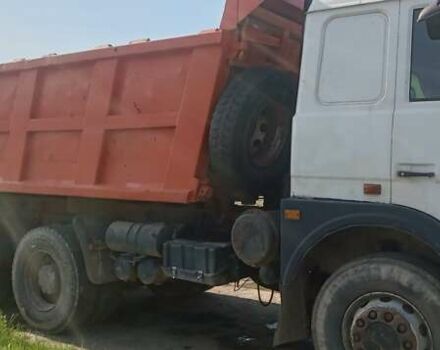 МАЗ 551605, объемом двигателя 14.8 л и пробегом 319 тыс. км за 9900 $, фото 2 на Automoto.ua