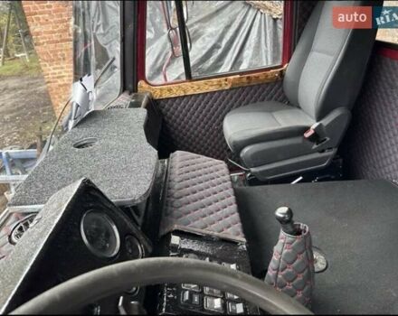 Красный МАЗ 5551, объемом двигателя 11.15 л и пробегом 110 тыс. км за 9700 $, фото 3 на Automoto.ua