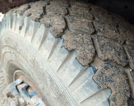 Белый МАЗ 555102, объемом двигателя 11.15 л и пробегом 145 тыс. км за 12000 $, фото 6 на Automoto.ua