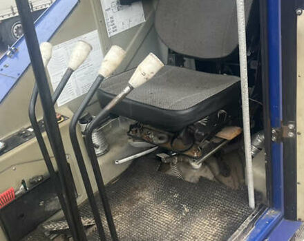 Синий МАЗ 5571, объемом двигателя 6.65 л и пробегом 13 тыс. км за 140000 $, фото 11 на Automoto.ua