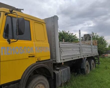 Желтый МАЗ 6303, объемом двигателя 14.9 л и пробегом 423 тыс. км за 11800 $, фото 1 на Automoto.ua