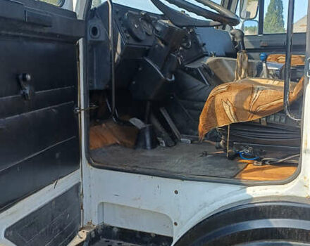 МАЗ 64229, объемом двигателя 0 л и пробегом 300 тыс. км за 25000 $, фото 1 на Automoto.ua