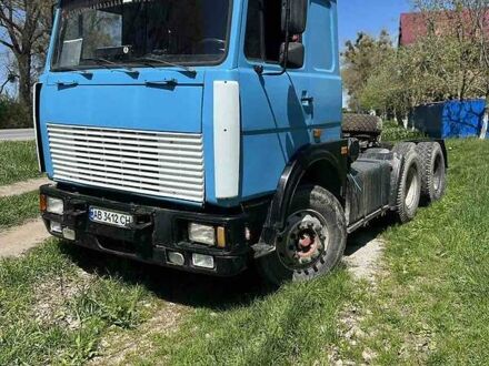МАЗ 64229 1991 у Каменце-Подольском на Automoto.ua Синій МАЗ 64229, об'ємом двигуна 15 л та пробігом 50 тис. км за 6550 $, фото 1 на Automoto.ua