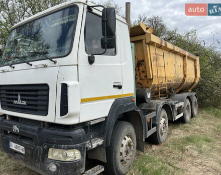Белый МАЗ 6501B9, объемом двигателя 11 л и пробегом 380 тыс. км за 25750 $, фото 1 на Automoto.ua