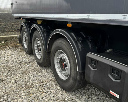 Черный МЕГА Light 3, объемом двигателя 0 л и пробегом 100 тыс. км за 43000 $, фото 4 на Automoto.ua