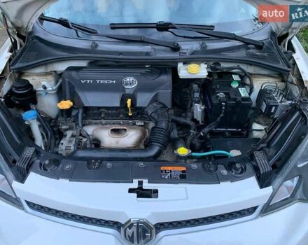 Белый МГ 3 Кросс, объемом двигателя 1.5 л и пробегом 113 тыс. км за 6500 $, фото 29 на Automoto.ua