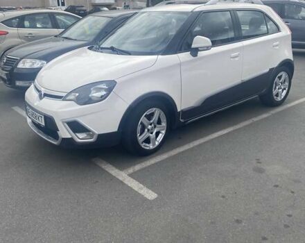 Белый МГ 3 Кросс, объемом двигателя 1.5 л и пробегом 95 тыс. км за 6700 $, фото 9 на Automoto.ua