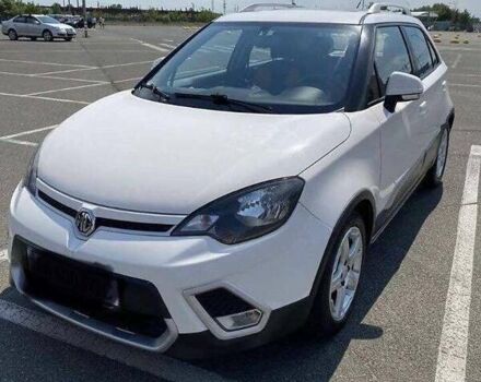 Белый МГ 3 Кросс, объемом двигателя 1.5 л и пробегом 95 тыс. км за 6700 $, фото 4 на Automoto.ua