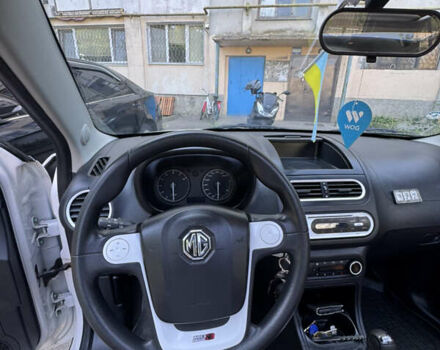 МГ 3 Кросс, объемом двигателя 1.5 л и пробегом 52 тыс. км за 6800 $, фото 19 на Automoto.ua