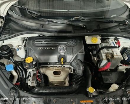 Білий МГ 3, об'ємом двигуна 1.5 л та пробігом 95 тис. км за 4300 $, фото 7 на Automoto.ua