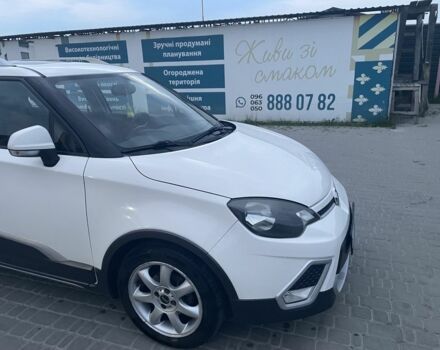 Белый МГ 3, объемом двигателя 1.5 л и пробегом 120 тыс. км за 5500 $, фото 2 на Automoto.ua