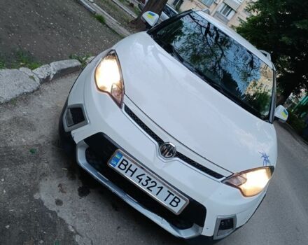 Белый МГ 3, объемом двигателя 1.5 л и пробегом 177 тыс. км за 4300 $, фото 1 на Automoto.ua