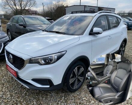 Белый МГ 3, объемом двигателя 0 л и пробегом 46 тыс. км за 13200 $, фото 1 на Automoto.ua