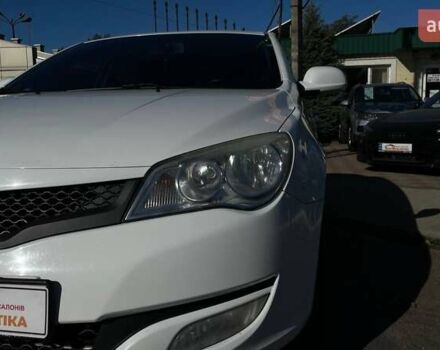 Белый МГ 350, объемом двигателя 1.5 л и пробегом 212 тыс. км за 6499 $, фото 3 на Automoto.ua