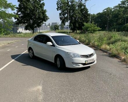 Білий МГ 350, об'ємом двигуна 1.5 л та пробігом 185 тис. км за 5750 $, фото 2 на Automoto.ua