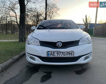 Белый МГ 350, объемом двигателя 1.5 л и пробегом 213 тыс. км за 5699 $, фото 1 на Automoto.ua