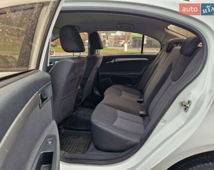 Белый МГ 350, объемом двигателя 1.5 л и пробегом 186 тыс. км за 5500 $, фото 7 на Automoto.ua