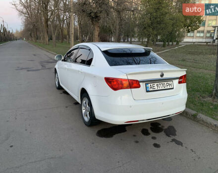 Белый МГ 350, объемом двигателя 1.5 л и пробегом 213 тыс. км за 5699 $, фото 3 на Automoto.ua