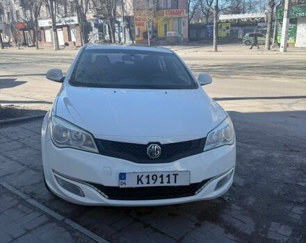 Білий МГ 350, об'ємом двигуна 1.5 л та пробігом 144 тис. км за 6000 $, фото 1 на Automoto.ua
