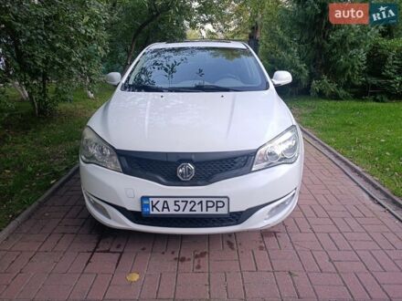 Белый МГ 350, объемом двигателя 1.5 л и пробегом 122 тыс. км за 4400 $, фото 1 на Automoto.ua