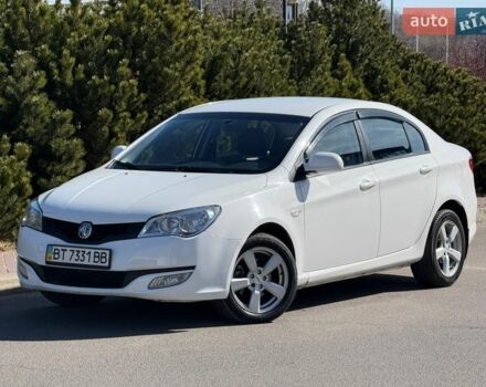 Белый МГ 350, объемом двигателя 1.5 л и пробегом 180 тыс. км за 5400 $, фото 1 на Automoto.ua