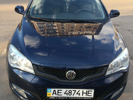Синий МГ 350, объемом двигателя 1.5 л и пробегом 210 тыс. км за 5555 $, фото 1 на Automoto.ua
