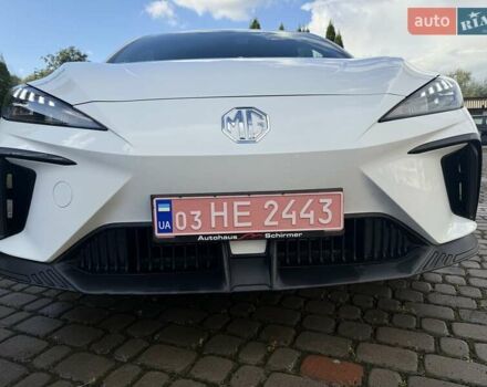 Белый МГ 4, объемом двигателя 0 л и пробегом 10 тыс. км за 17500 $, фото 2 на Automoto.ua