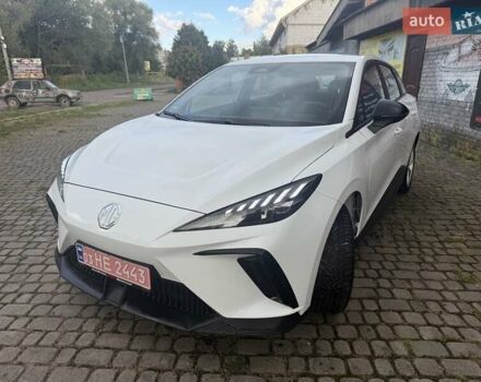 Белый МГ 4, объемом двигателя 0 л и пробегом 10 тыс. км за 17500 $, фото 4 на Automoto.ua