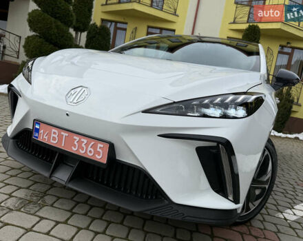 Білий МГ 4, об'ємом двигуна 0 л та пробігом 45 тис. км за 17800 $, фото 6 на Automoto.ua